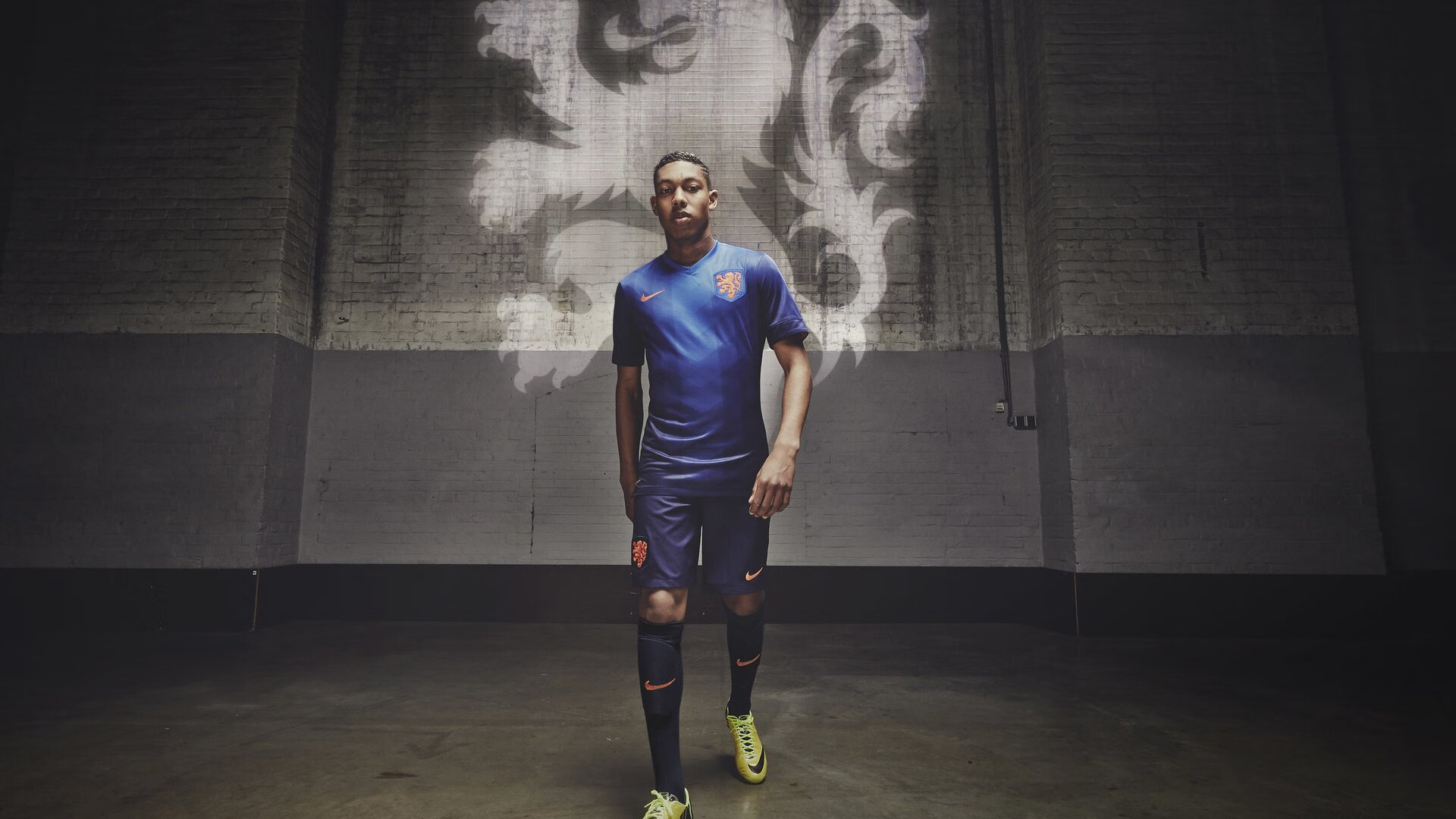 开云体育客服-【直播评论互动】球迷热情助推比赛氛围，球迷分享